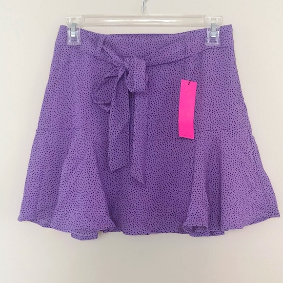 Love for humanity mini skort - Picture 1 of 7